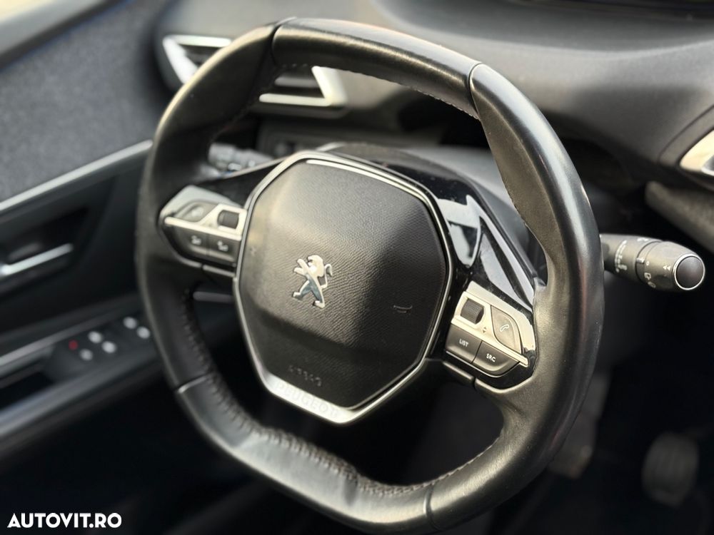 Peugeot 3008 PureTech 130 Stop & Start GPF Active Pack - 30