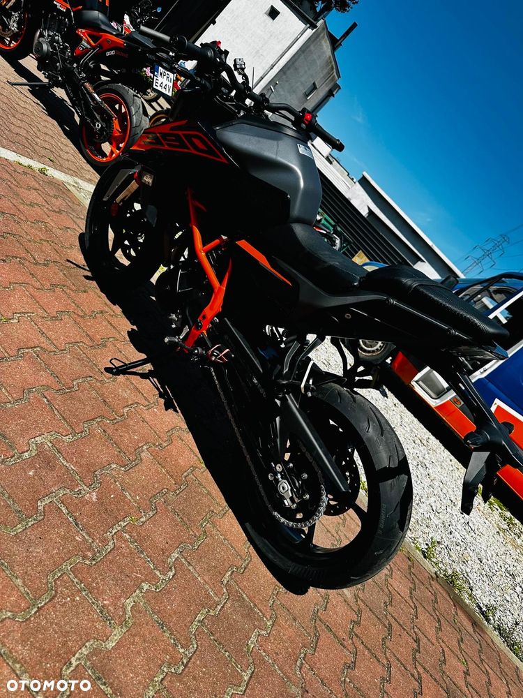 KTM Duke - 13
