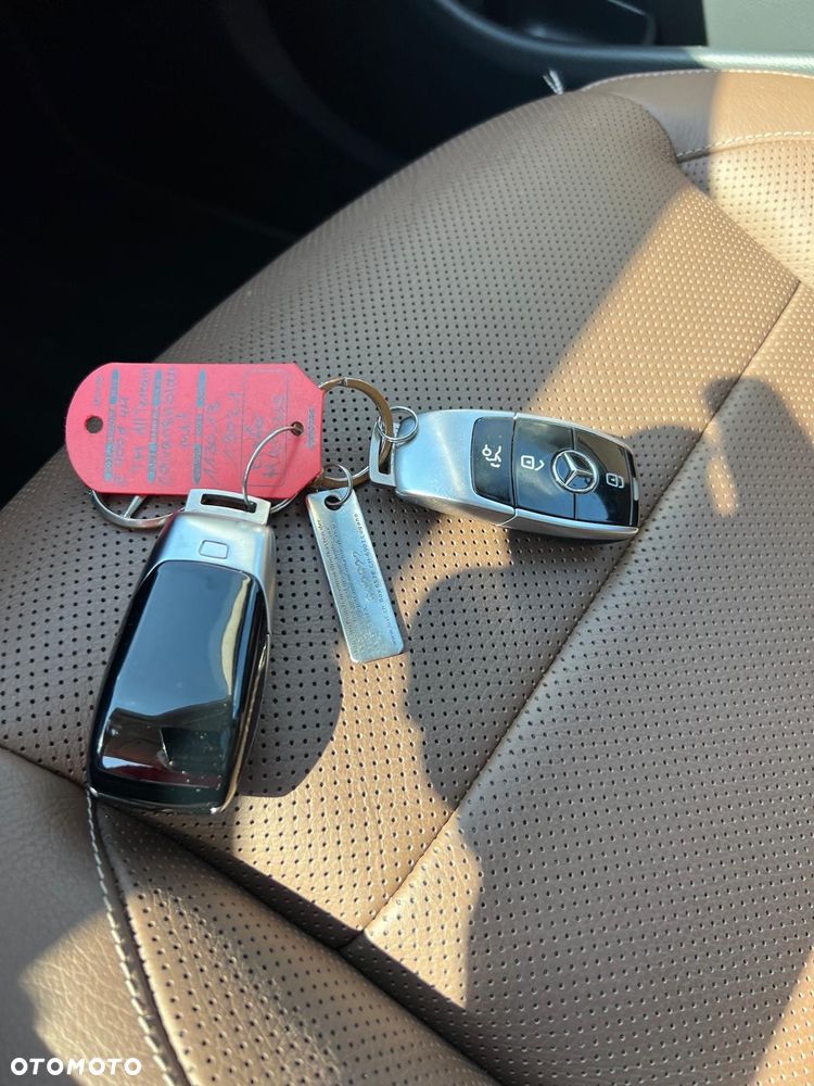 Mercedes-Benz Klasa E 400 d 4Matic T All-Terrain 9G-TRONIC Exclusive - 33