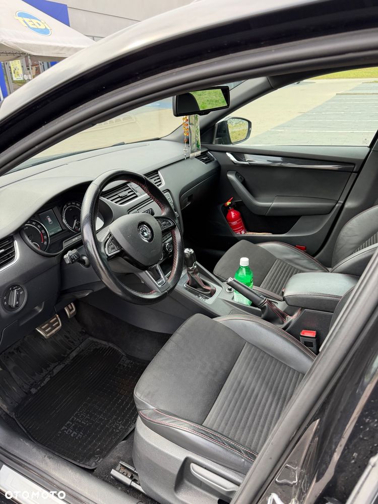 Skoda Octavia 2.0 TDI RS DSG - 19