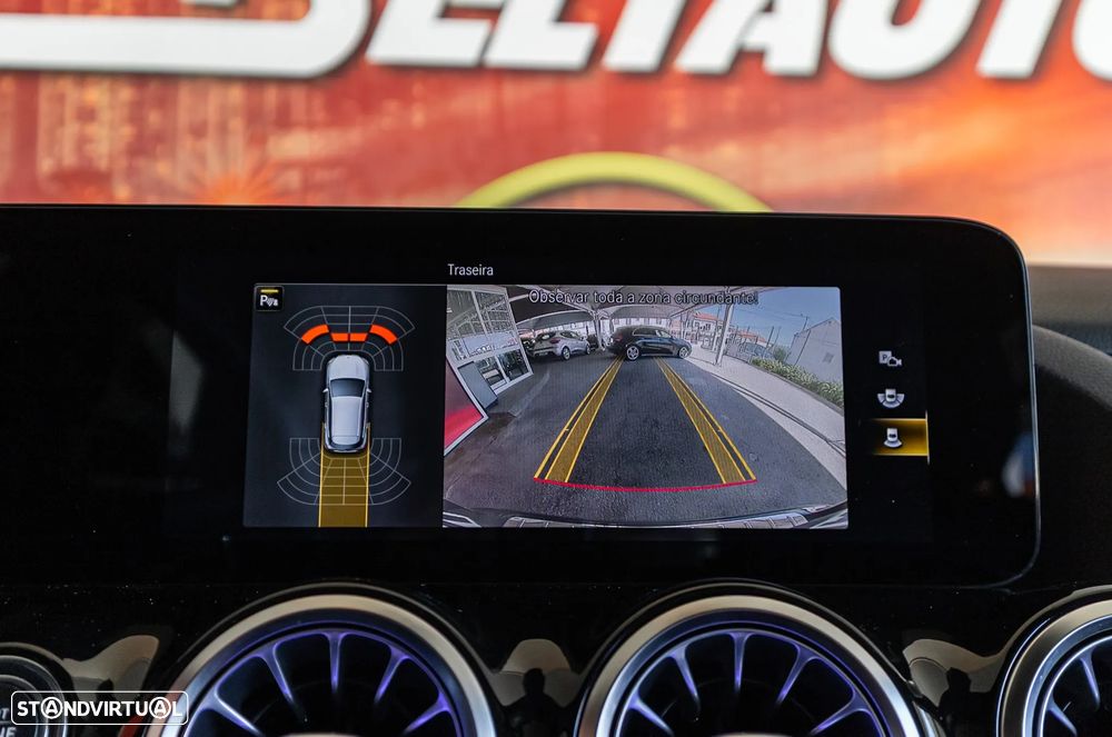 Mercedes-Benz GLA 220 d AMG Line - 16