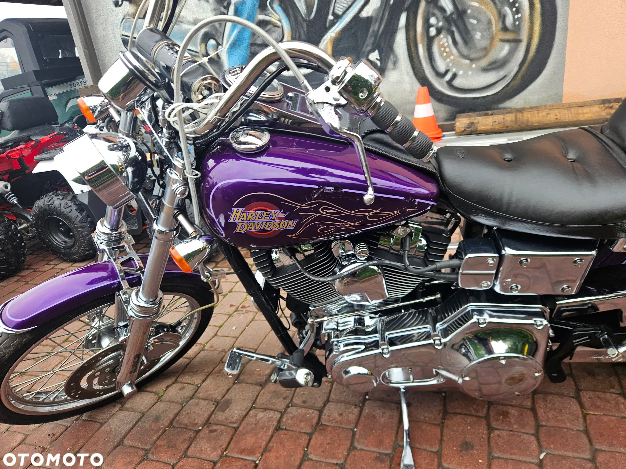 Harley-Davidson Dyna Wide Glide - 17