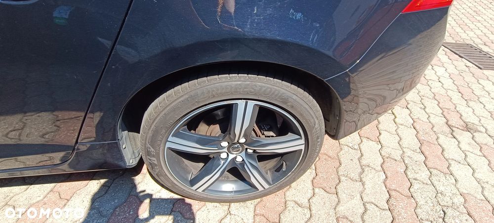 Volvo S60 D4 Drive-E Dynamic Edition (Kinetic) - 11