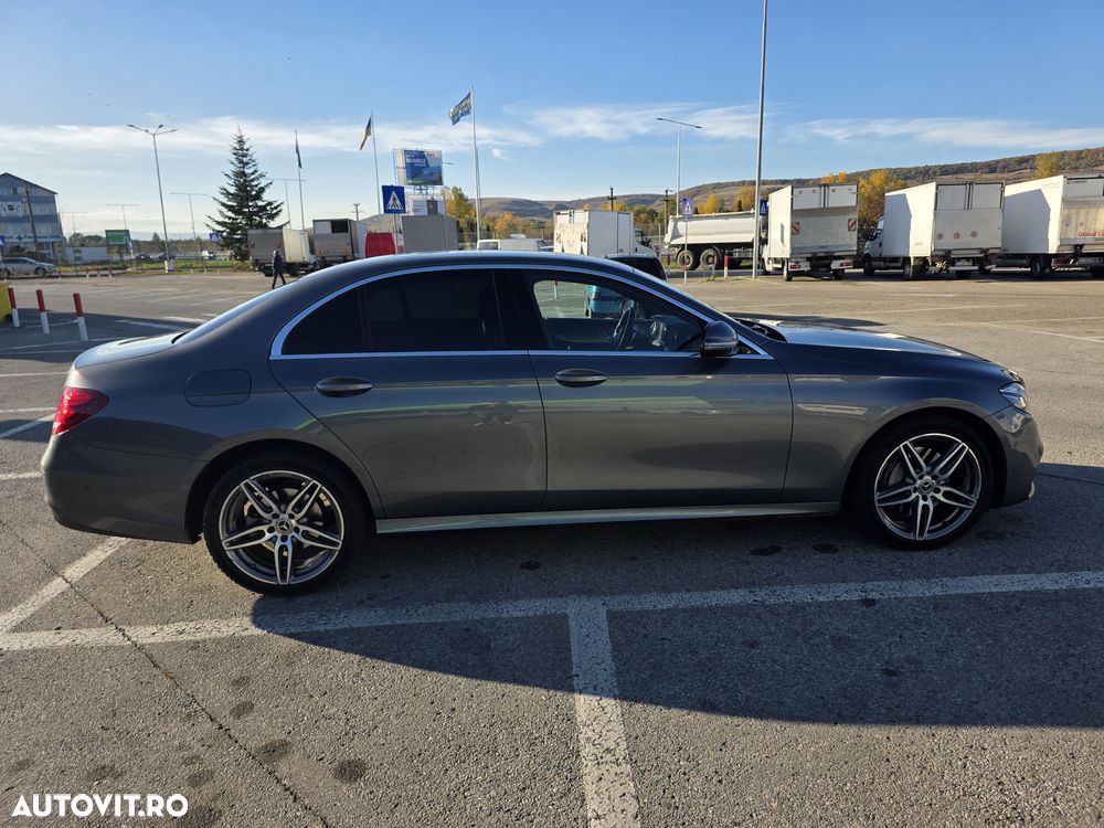 Mercedes-Benz E - 4