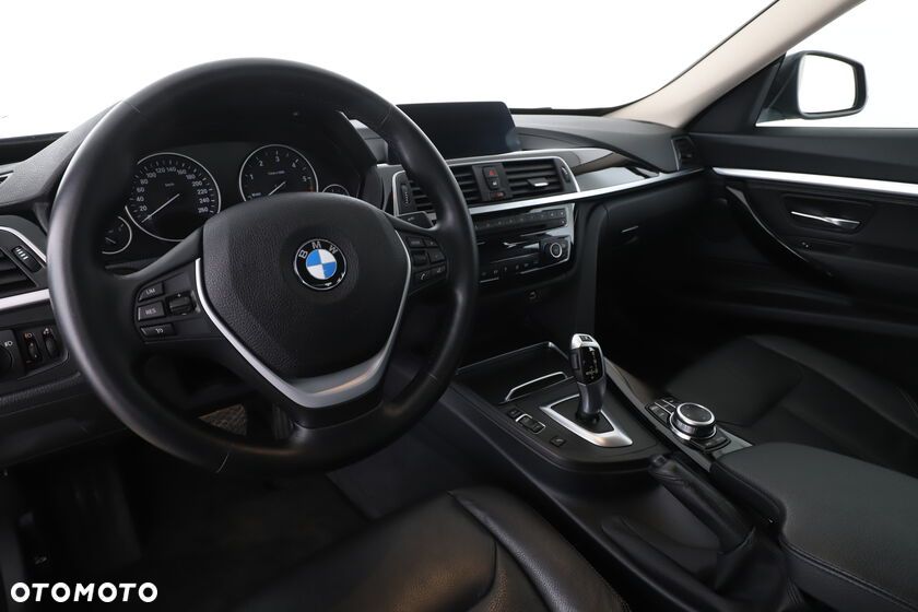 BMW Seria 3 320d Edition Luxury Line Purity - 11