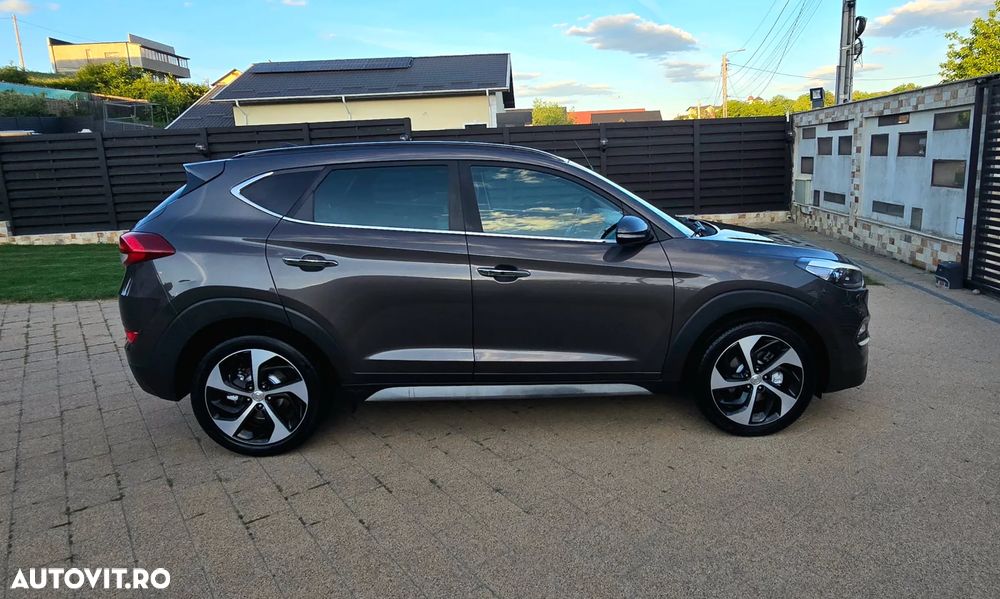 Hyundai Tucson 2.0 CRDI 4WD 6AT Luxury Pack+ - 14