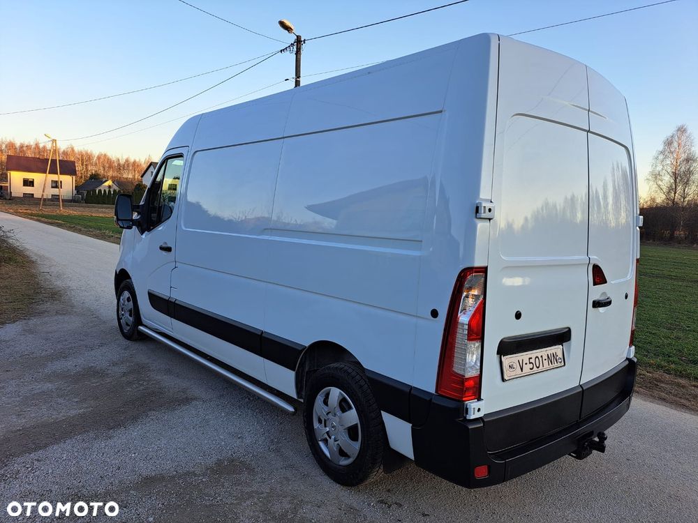 Nissan NV400 - 4