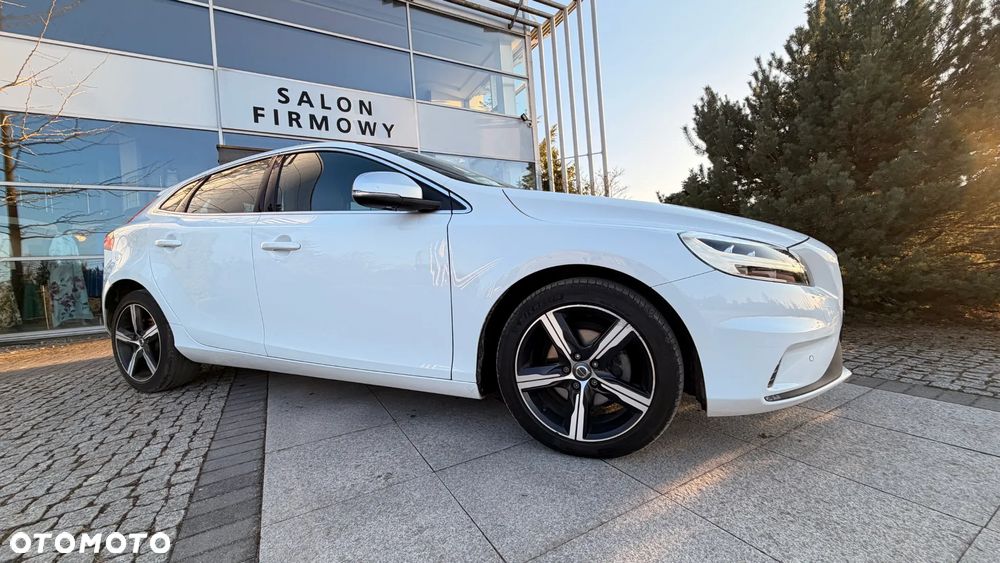 Volvo V40 - 30