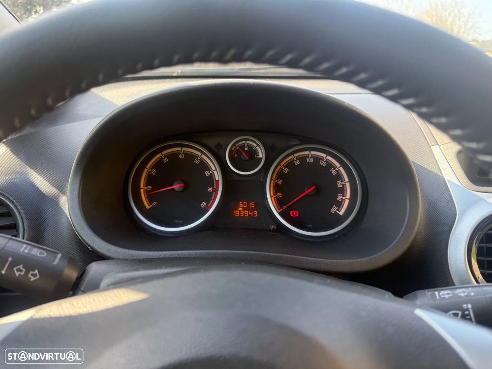 Opel Corsa - 19