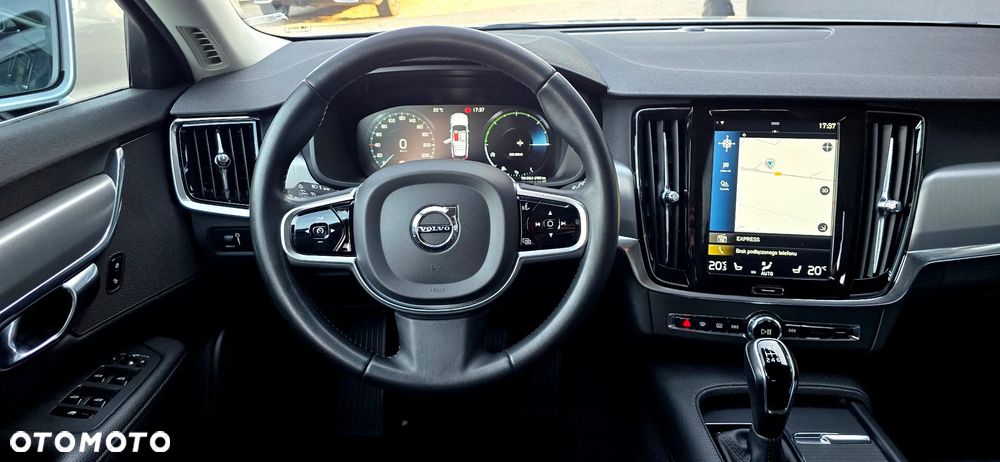Volvo V90 - 15