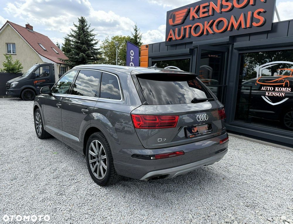 Audi Q7 - 4
