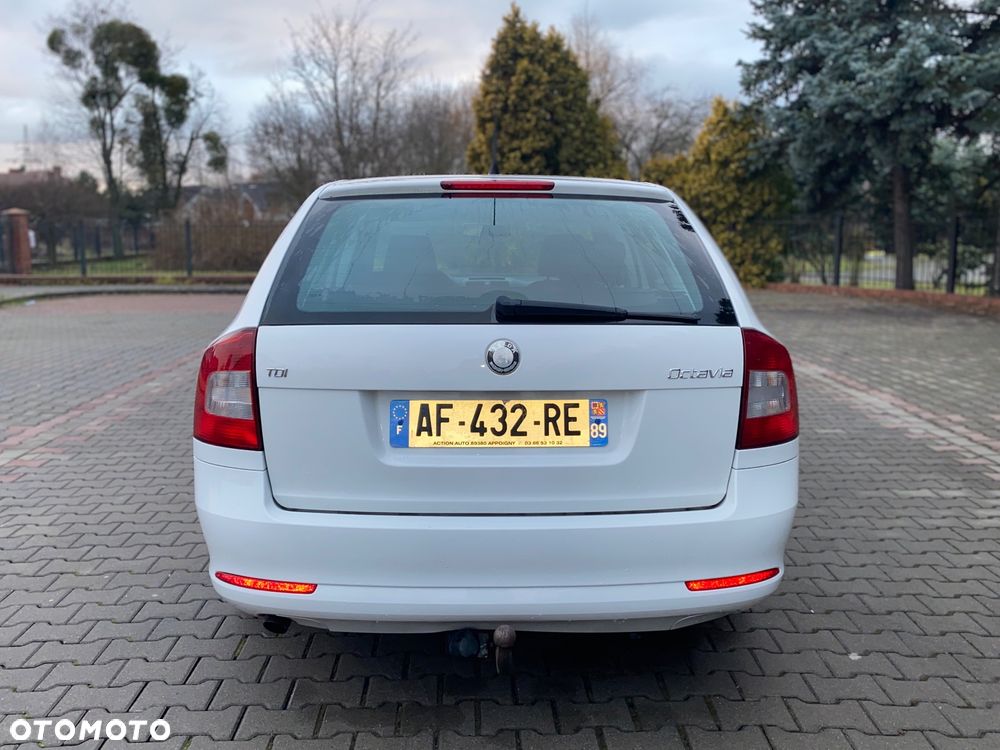 Skoda Octavia 1.6 TDI DPF Classic - 5
