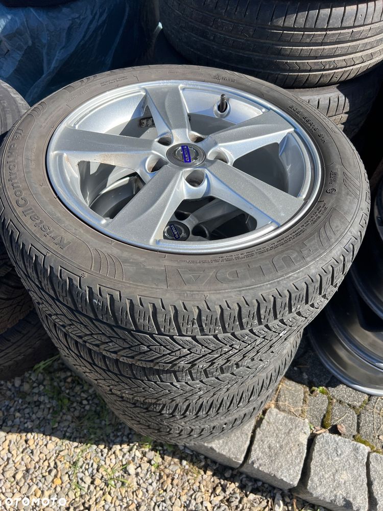 Volvo V40 D3 R-Design - 37