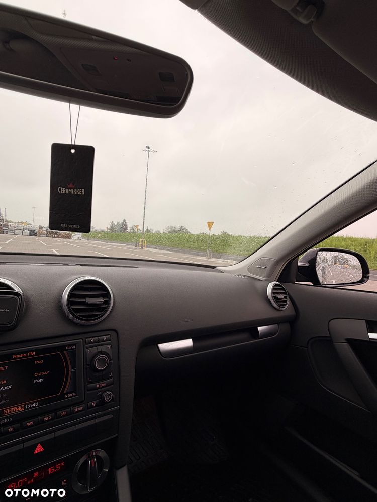 Audi A3 Sportback 2.0 TDI DPF Ambiente - 12