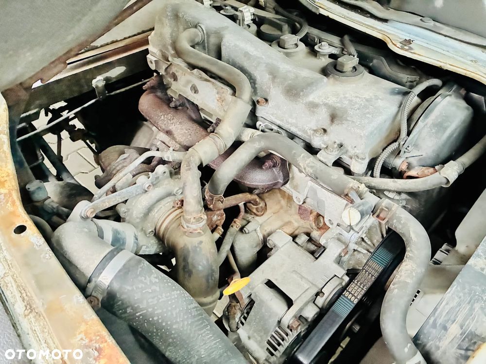 Toyota Dyna 150 - 13