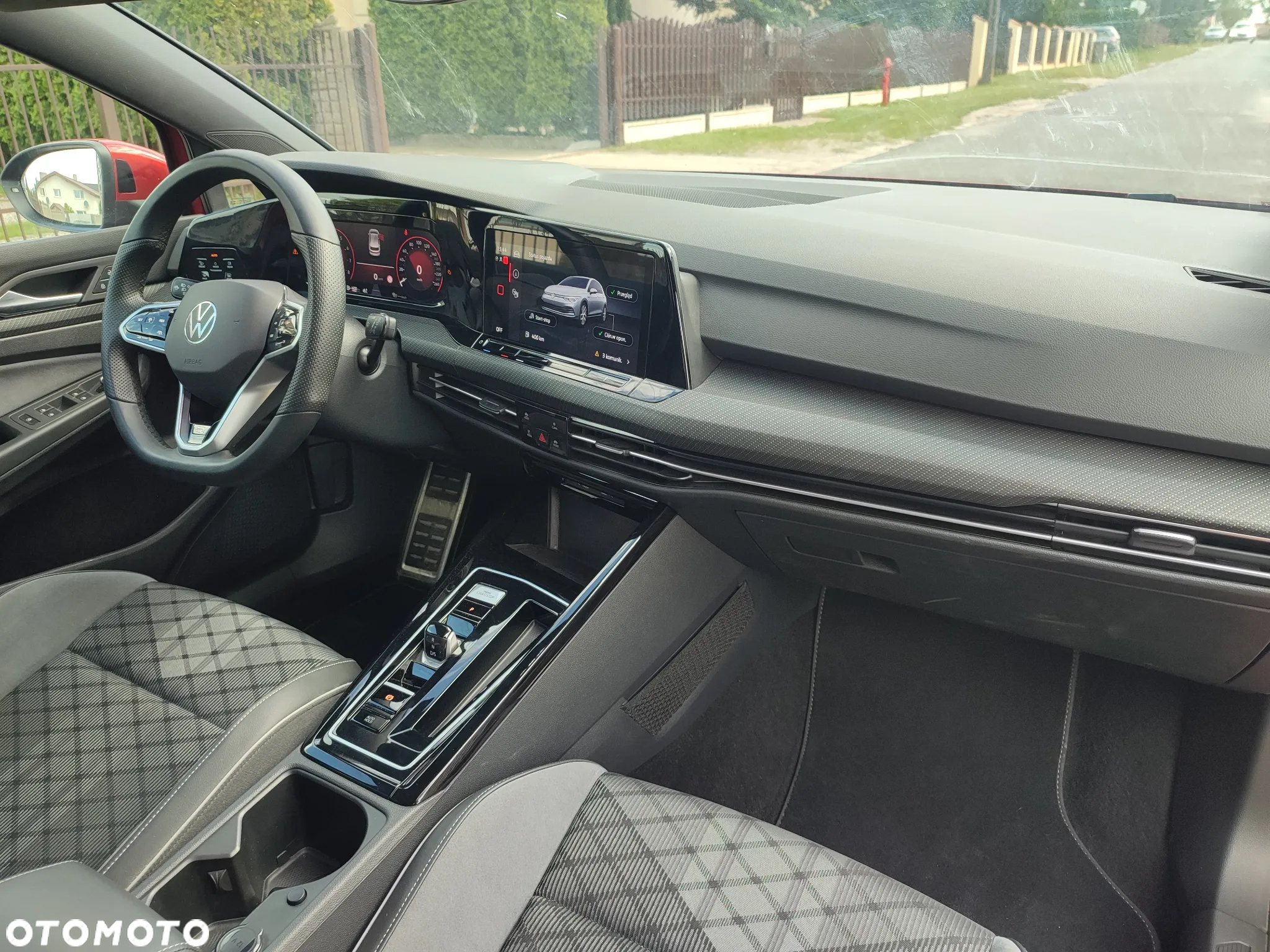 Volkswagen Golf 1.5 eTSI OPF DSG R-Line - 18