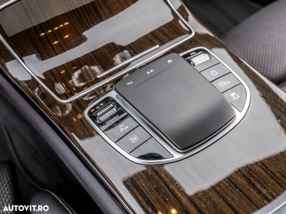 Mercedes-Benz GLC 300 e 4MATIC - 20