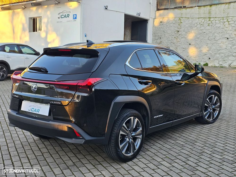 Lexus UX 300e Luxury Line - 4