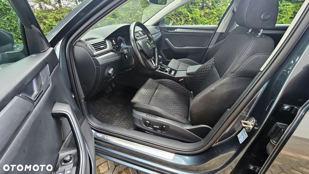 Skoda Superb 1.8 TSI Ambition DSG - 11