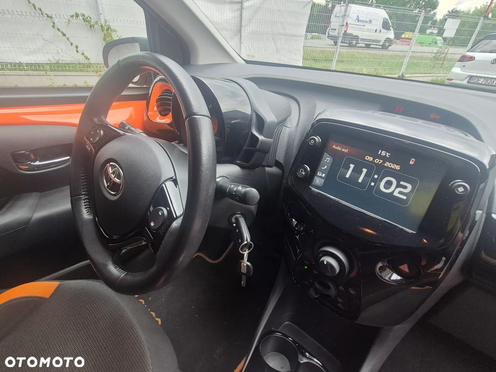 Toyota Aygo 1.0 VVT-i Black Edition - 16