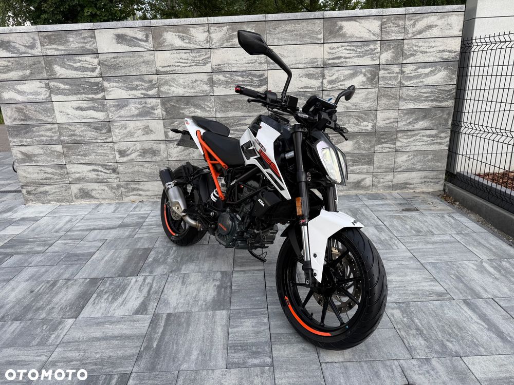 KTM Duke 125 - 4