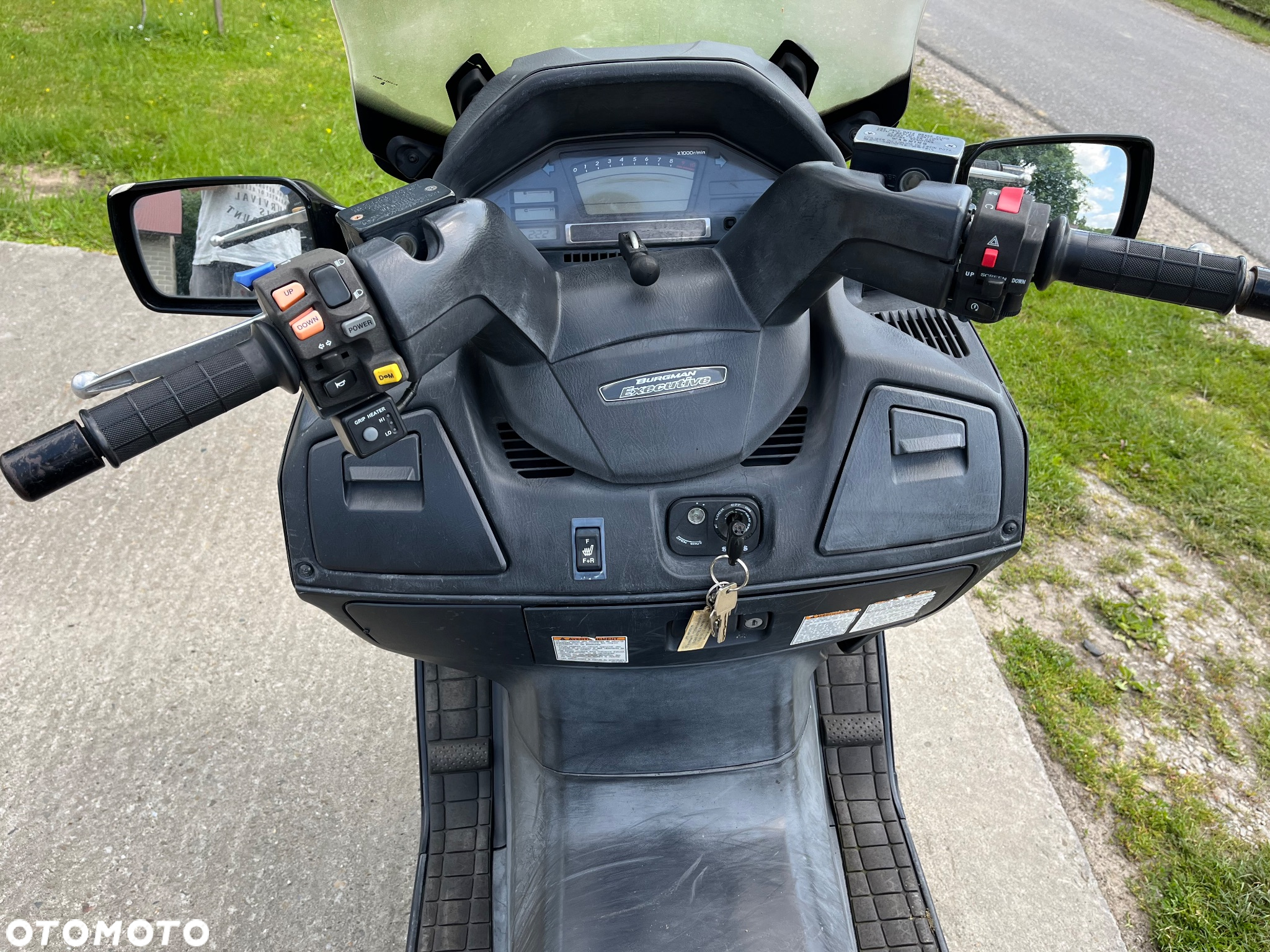Suzuki Burgman - 6