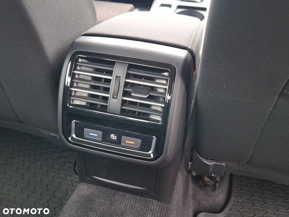 Volkswagen Passat 2.0 TDI BMT Comfortline DSG - 21