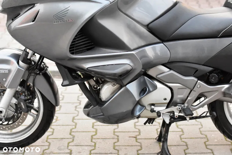 Honda NTV - 23