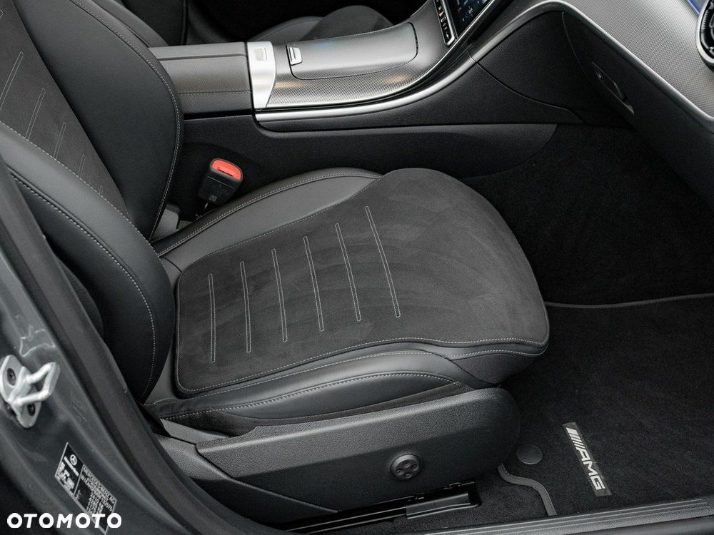 Mercedes-Benz Klasa C - 32