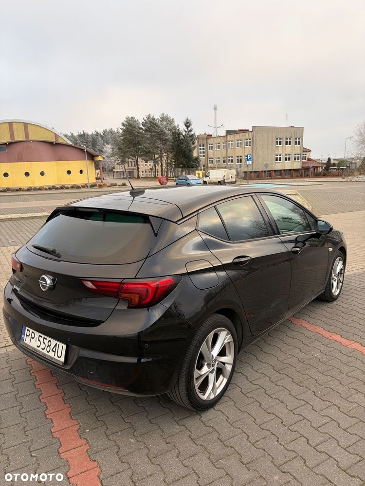 Opel Astra 1.2 T GS Line S&S - 4