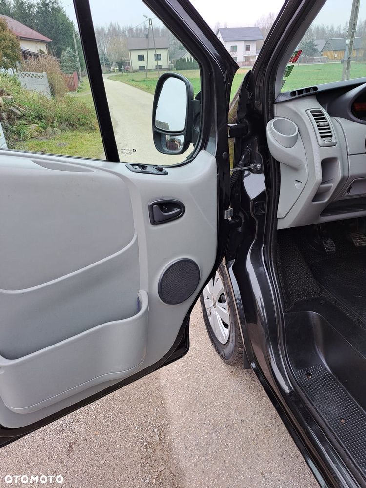 Opel Vivaro - 16