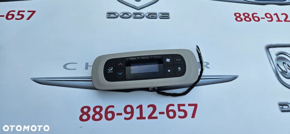 Chrysler Pacifica 2016- Panel klimatyzacji podsufitki AC Sterowanie nawiewem P68223337AE 68223337AE - 1
