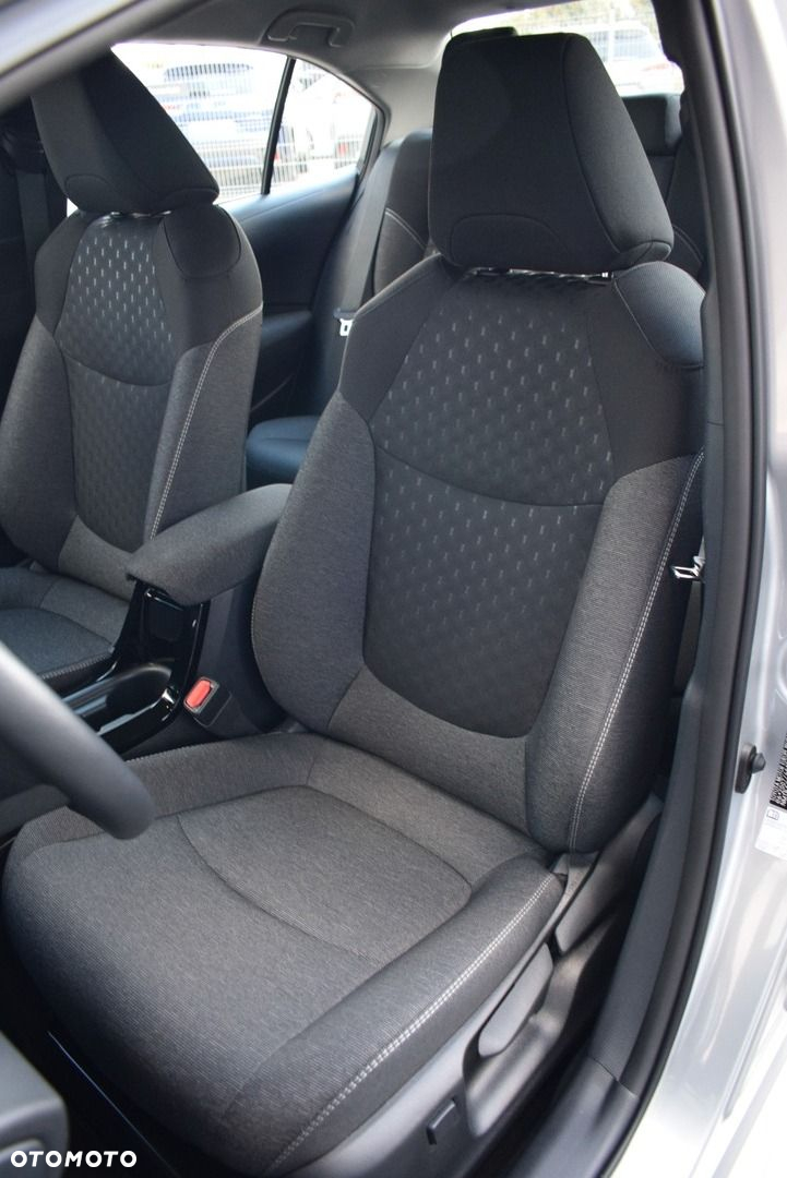 Toyota Corolla - 14
