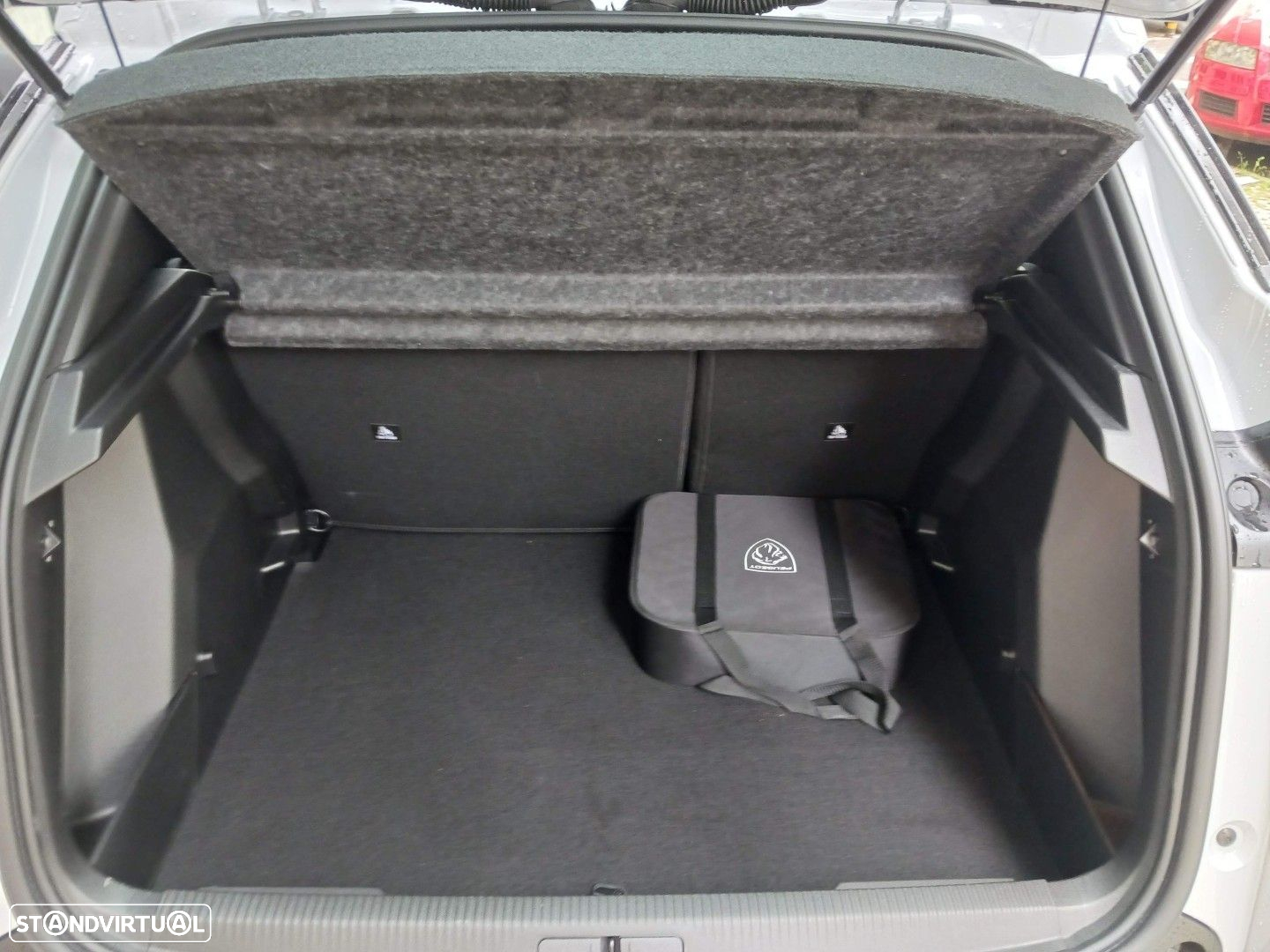 Peugeot e-2008 54 kWh Active - 31