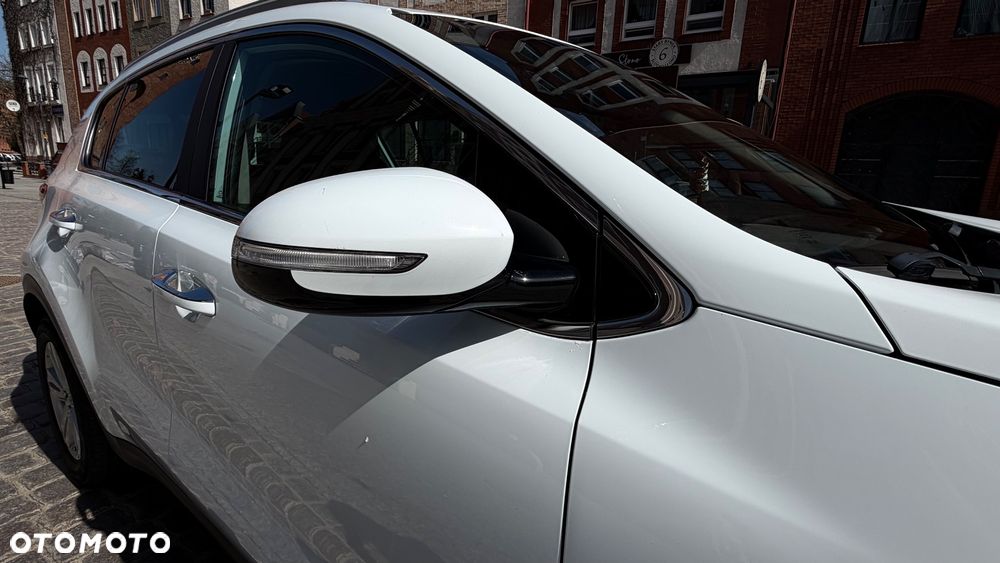 Kia Sportage 1.7 CRDI 2WD Dream-Team Edition - 9