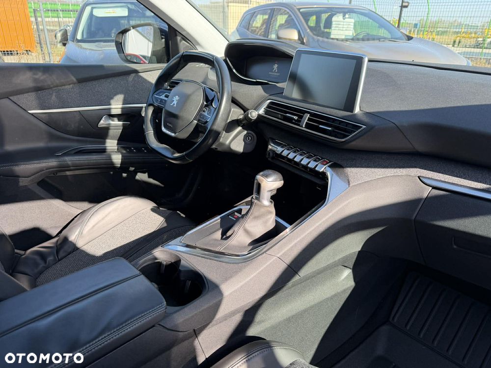 Peugeot 5008 BlueHDi 150 Allure - 8