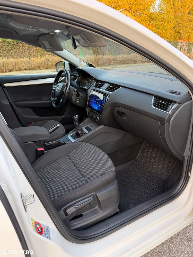 Skoda Octavia - 7
