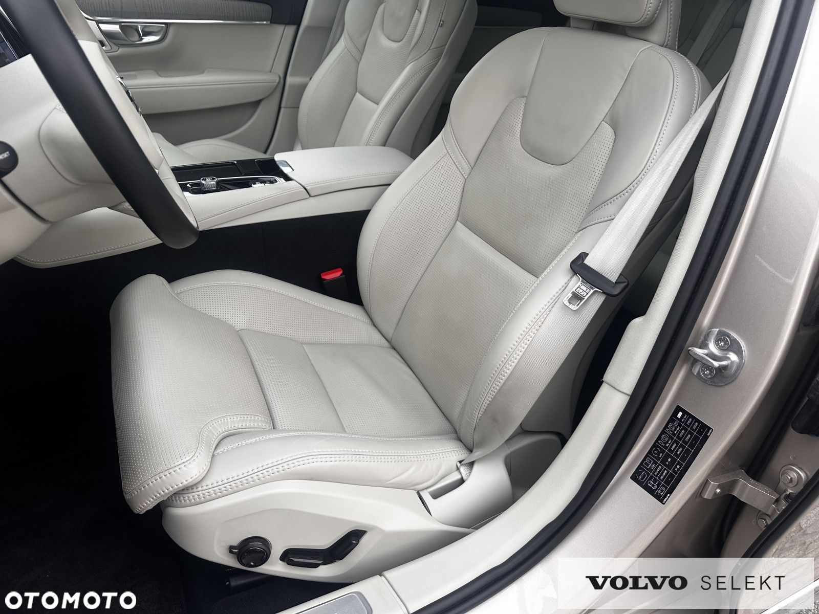 Volvo V90 - 10
