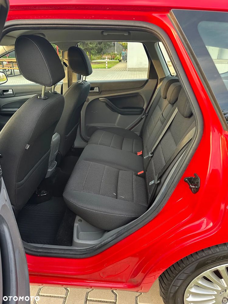 Ford Focus - 8