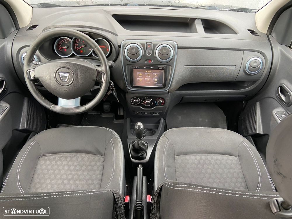 Dacia Dokker dCi 90 Stepway - 8