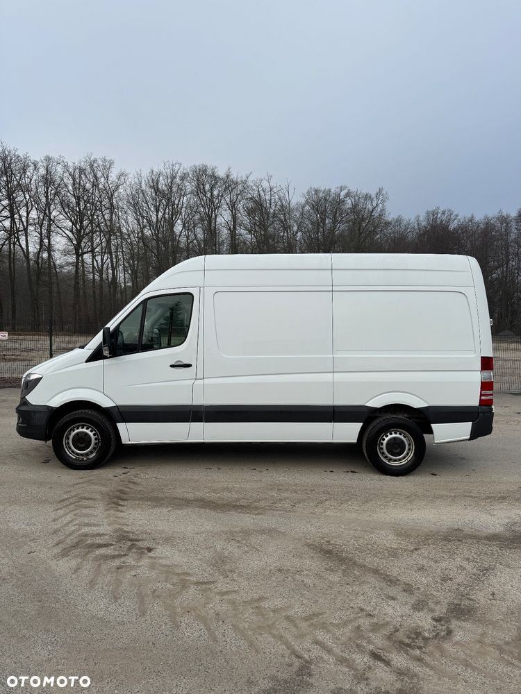 Mercedes-Benz Sprinter - 3