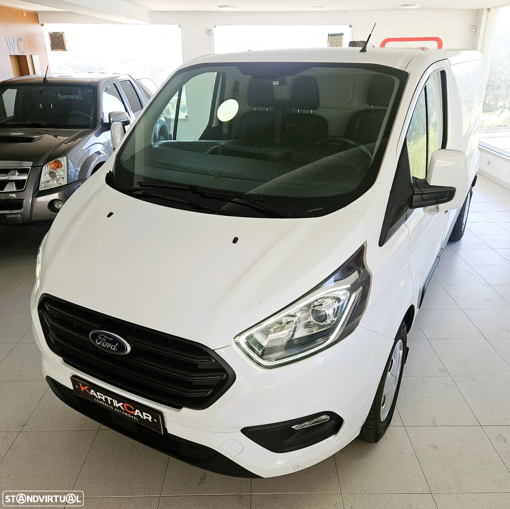 Ford Transit Custom Maxi Longa - 1