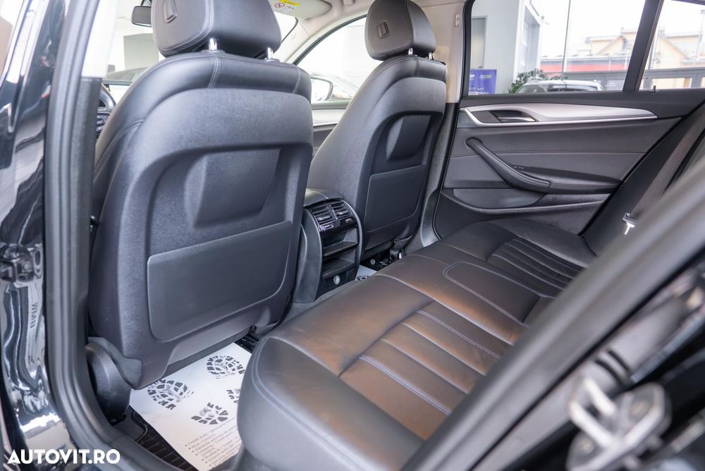 BMW Seria 5 520d xDrive Aut. - 23