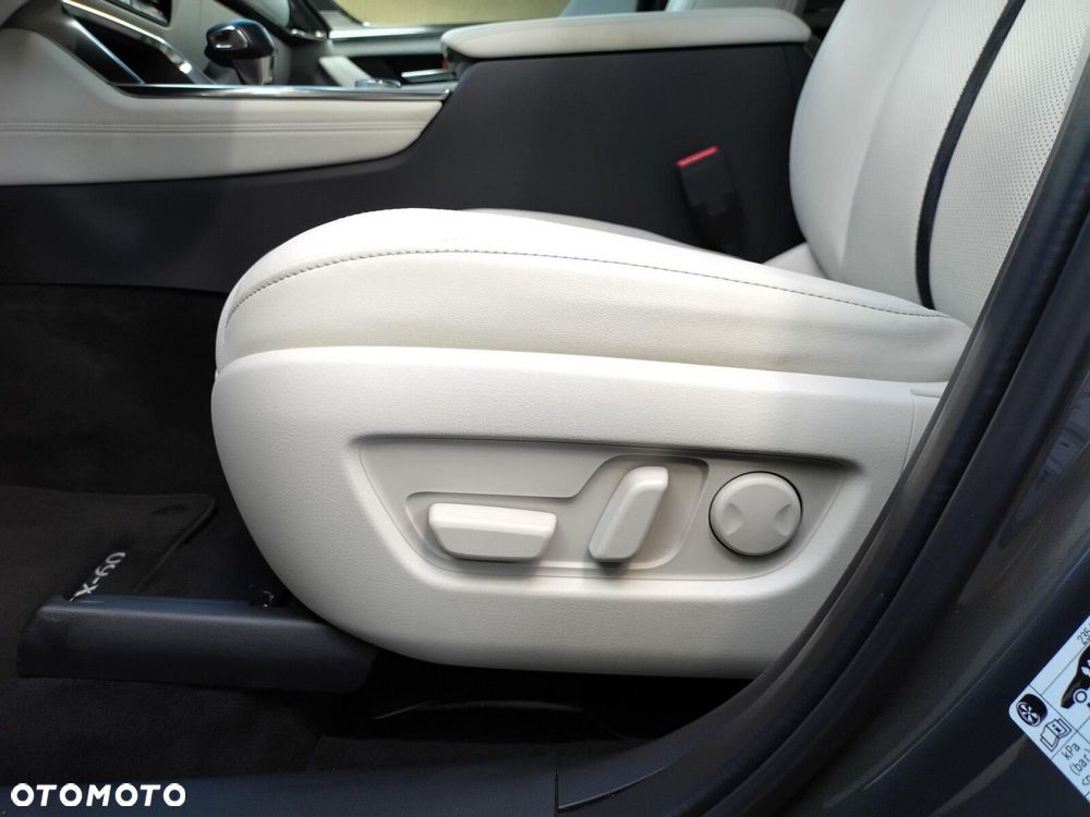 Mazda CX-60 AWD PHEV TAKUMI - 29