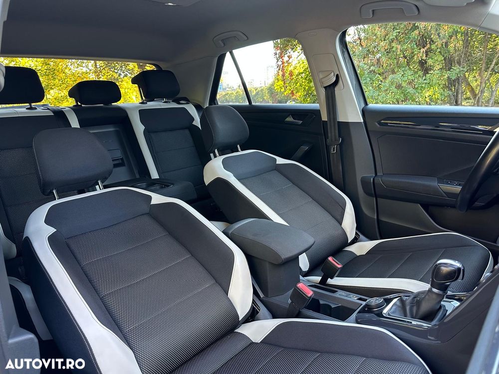 Volkswagen T-Roc 2.0 TDI SCR 4MOTION DSG Sport - 12