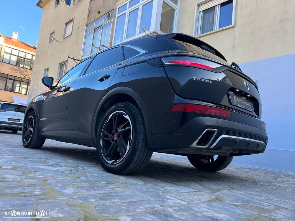 DS DS7 Crossback E-Tense Performance Line EAT8 - 12