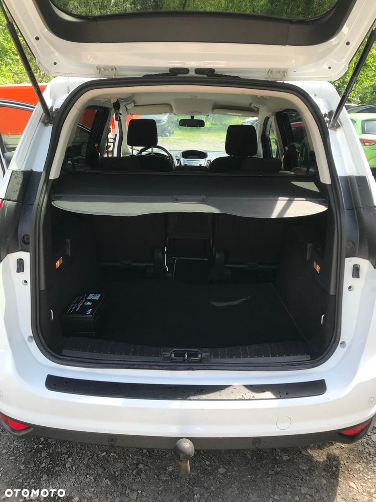 Ford Grand C-MAX - 13
