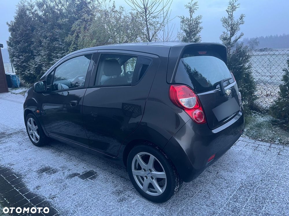 Chevrolet Spark - 2