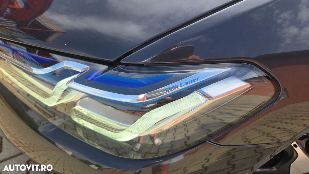 BMW Seria 5 520d AT MHEV - 31