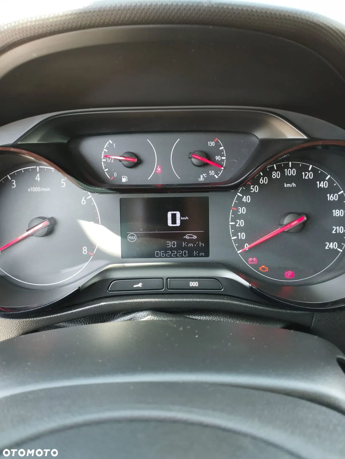Opel Crossland X 1.2 Design Line - 7